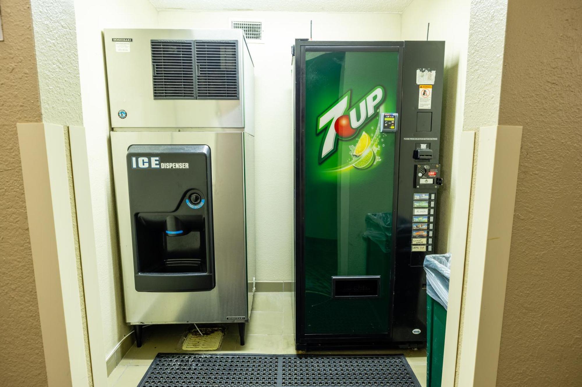 代托纳奥蒙德海滩舒眠酒店 外观 照片
